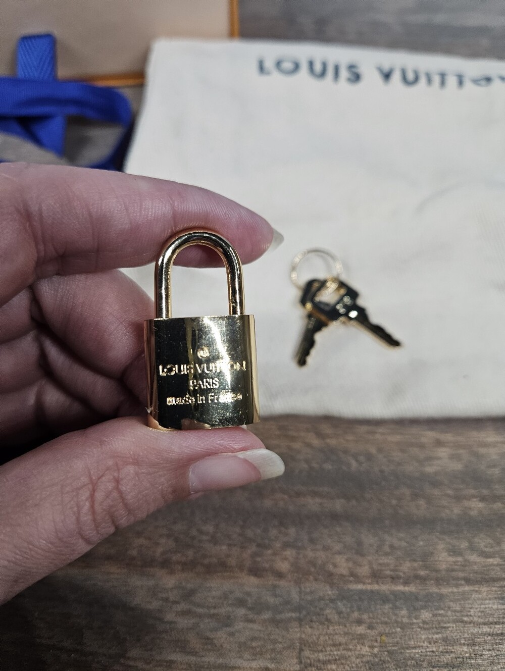 Louis Vuitton padlock #318 - Picture 6 of 9